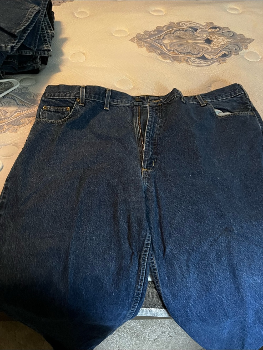 Classic Men's Dark Blue Denim Jeans